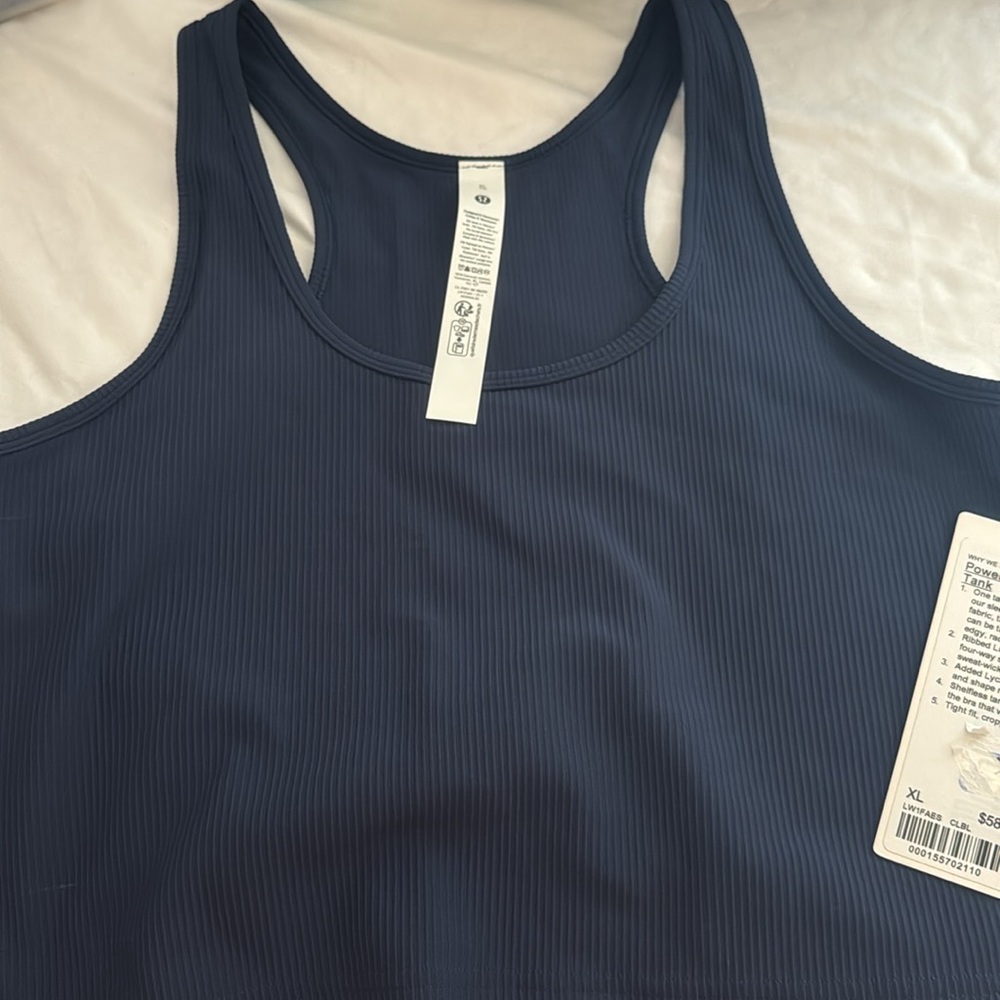 NWT Lululemon Power Pivot Tank - Picture 5 of 5